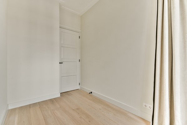 Medium property photo - Moreelsestraat 1A, 1071 BJ Amsterdam